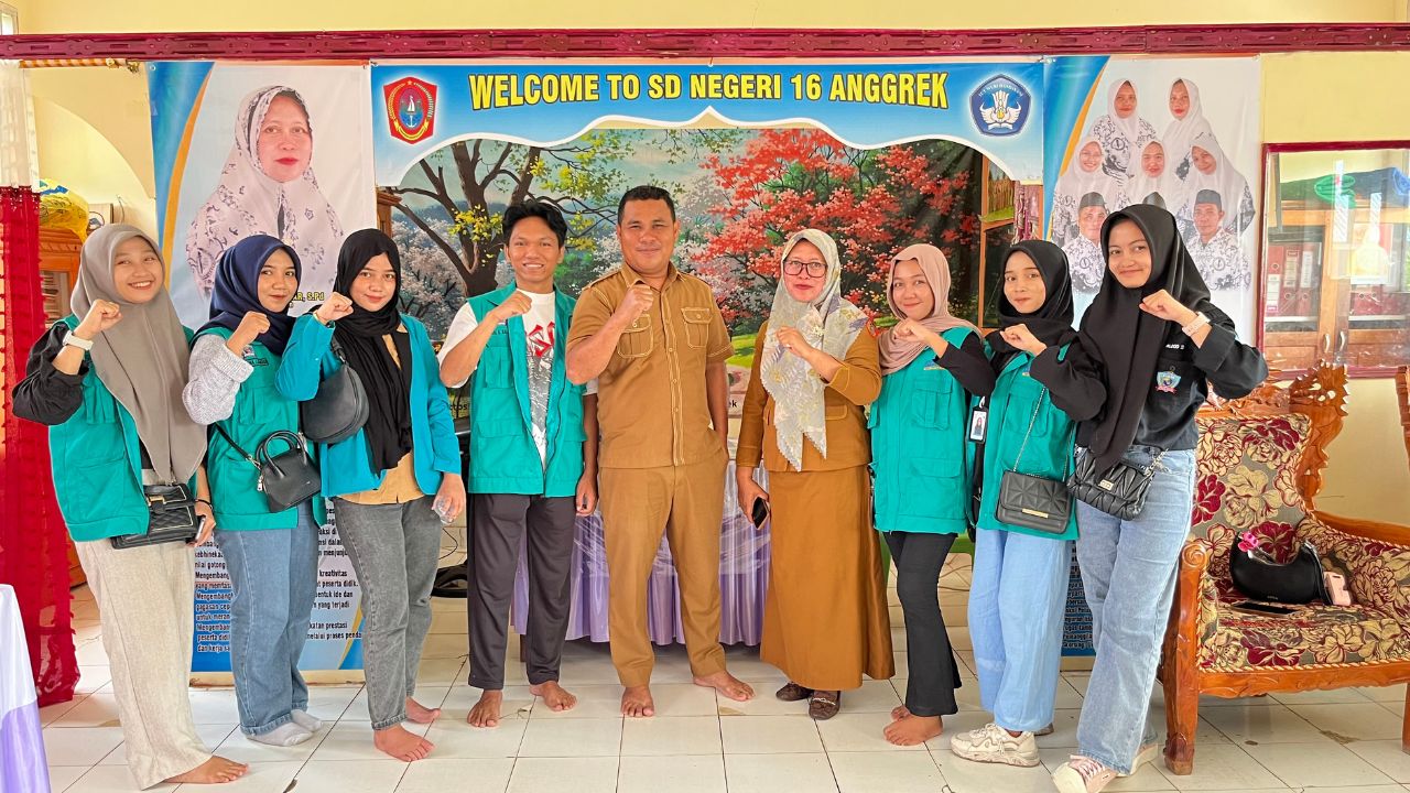 Mahasiswa Universitas Bina Mandiri Gorontalo Gelar Penyuluhan Stunting di SDN 16 Anggrek